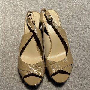 Nine West Tan Slingback Sandals